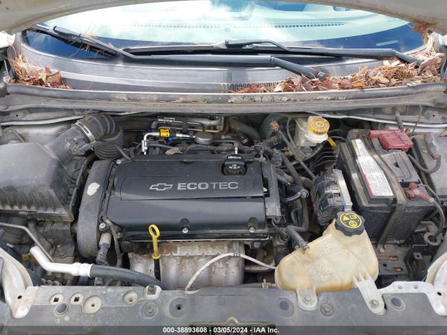 Chevrolet Sonic Ls Auto 2016 1G1JA5SH8G4167106 Image 10