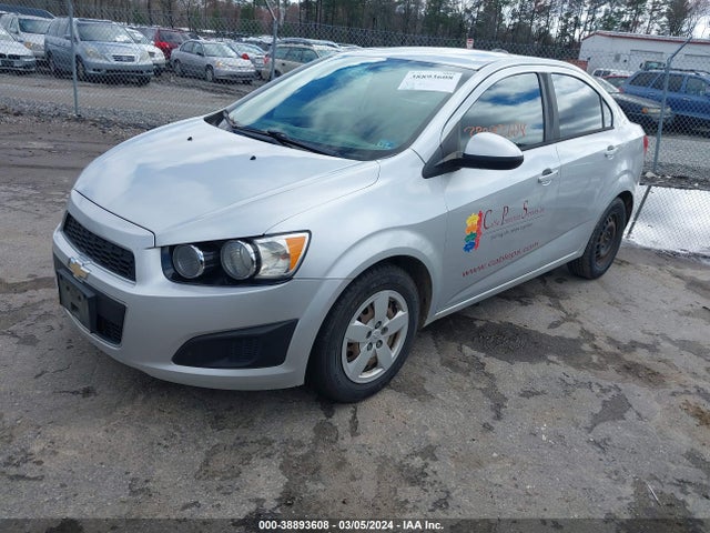 Chevrolet Sonic Ls Auto 2016 1G1JA5SH8G4167106 Image 2