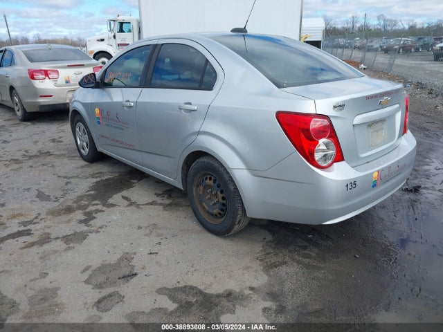 Chevrolet Sonic Ls Auto 2016 1G1JA5SH8G4167106 Image 3