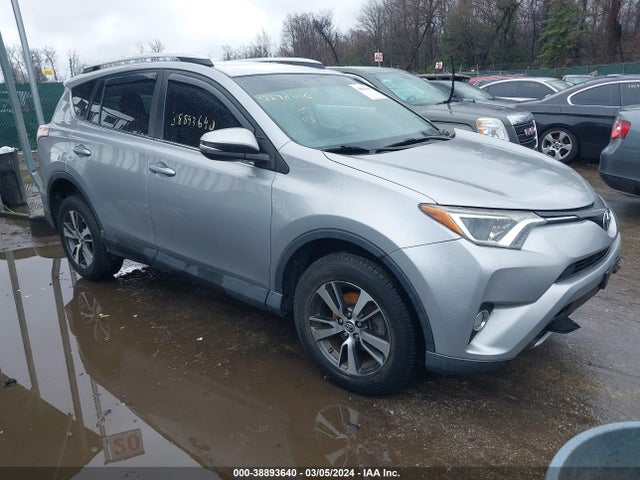 Toyota Rav4 Xle 2016 2T3RFREV2GW439785 zdjęcie główne