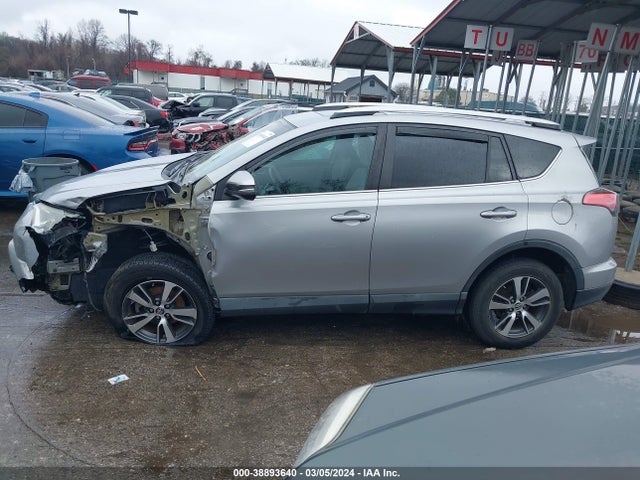 Toyota Rav4 Xle 2016 2T3RFREV2GW439785 Image 15