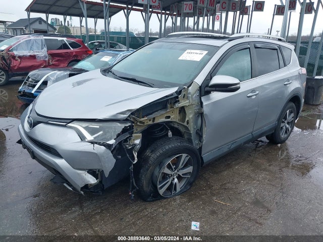 Toyota Rav4 Xle 2016 2T3RFREV2GW439785 Image 2