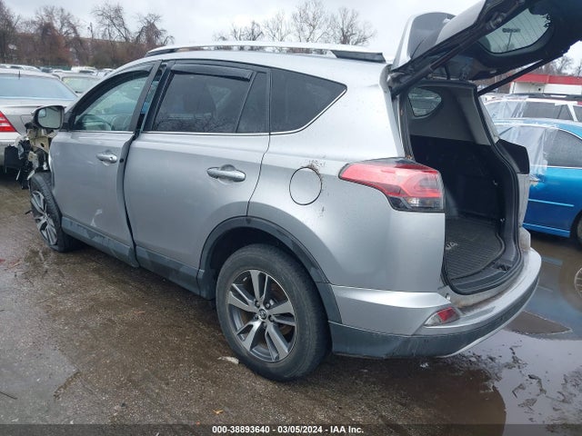 Toyota Rav4 Xle 2016 2T3RFREV2GW439785 Image 3