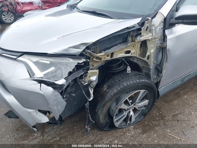 Toyota Rav4 Xle 2016 2T3RFREV2GW439785 Image 6