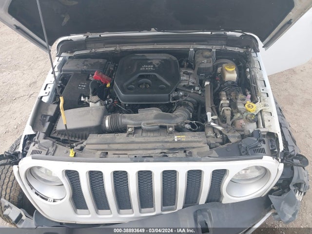 1C4HJXEN9KW682342 Jeep Wrangler Unlimited Sahara 4x4
