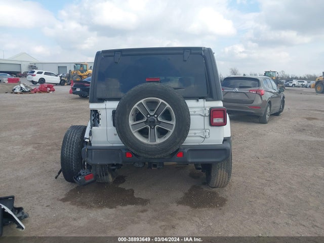 1C4HJXEN9KW682342 Jeep Wrangler Unlimited Sahara 4x4