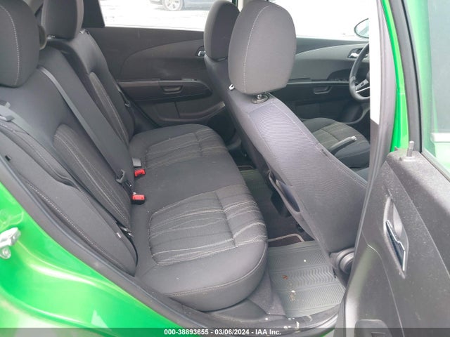 Chevrolet Sonic Lt Auto 2016 1G1JC6SG4G4116337 Image 8