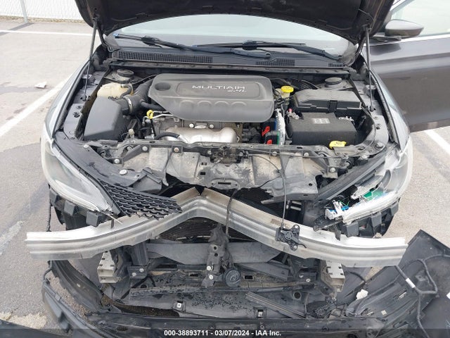 Chrysler 200 Limited 2016 1C3CCCAB2GN107316 Image 10