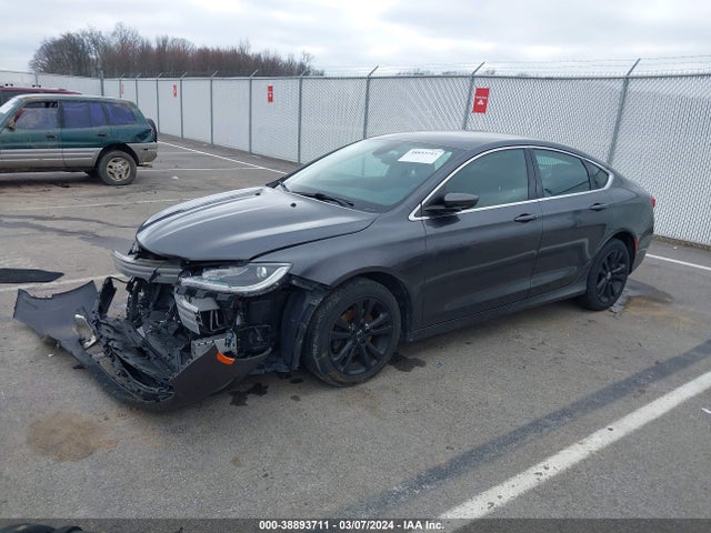 Chrysler 200 Limited 2016 1C3CCCAB2GN107316 Image 2