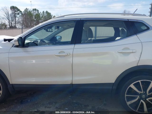 JN1BJ1CP3KW233295 Nissan Rogue Sport Sl