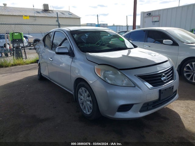 Nissan Versa 1.6 Sv 2014 3N1CN7AP7EL868321 main image