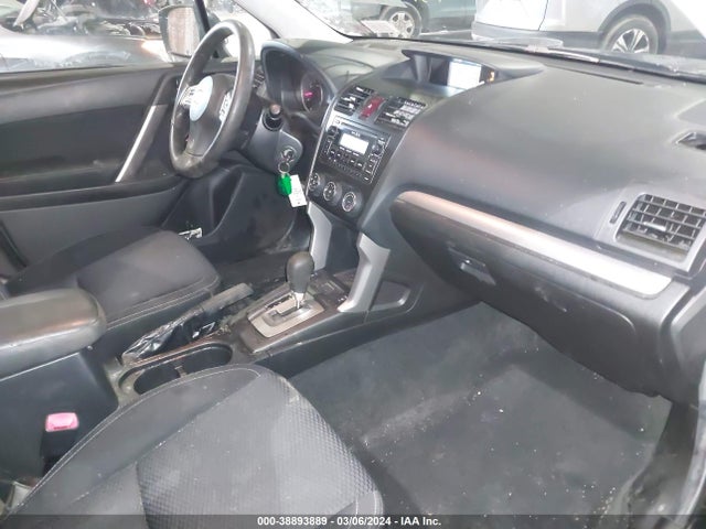 Subaru Forester 2.5i Premium 2015 JF2SJADC5FH441005 Image 5