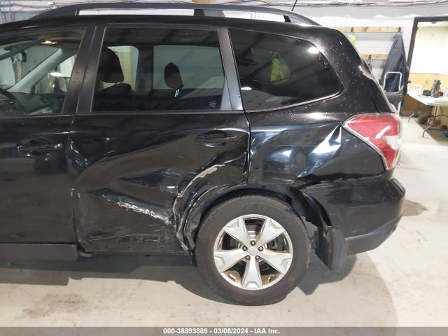Subaru Forester 2.5i Premium 2015 JF2SJADC5FH441005 Image 6