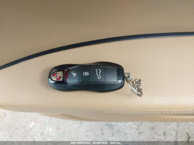 WP1AE2A29GLA64496 Porsche Cayenne E-hybrid S