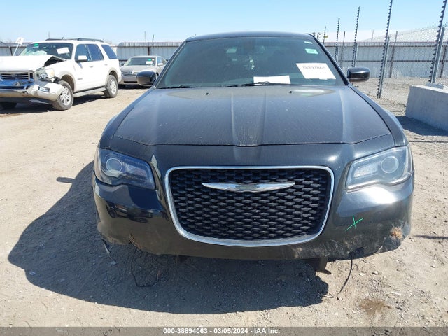 Chrysler 300 300s 2019 2C3CCABGXKH639817 Image 12