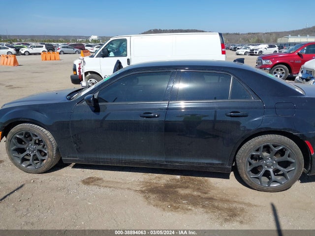 Chrysler 300 300s 2019 2C3CCABGXKH639817 Image 14
