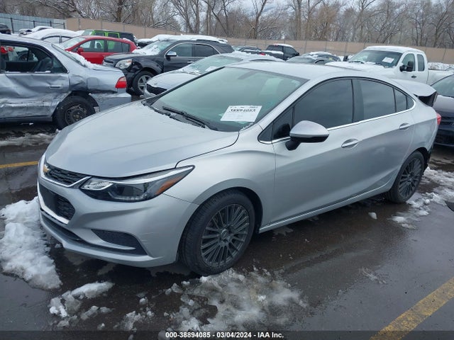 Chevrolet Cruze Lt Auto 2017 1G1BE5SM0H7199103 Image 2