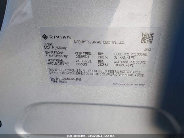 Rivian R1t Adventure 2022 7FCTGAAA8NN012083 Image 9
