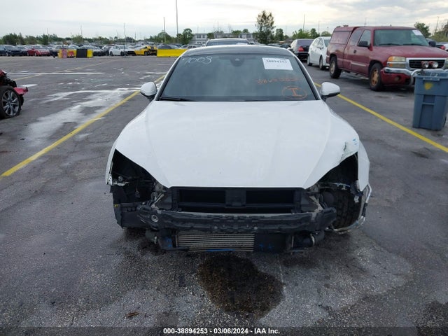 WAUDNCF53JA057003 Audi A5 2.0t Premium