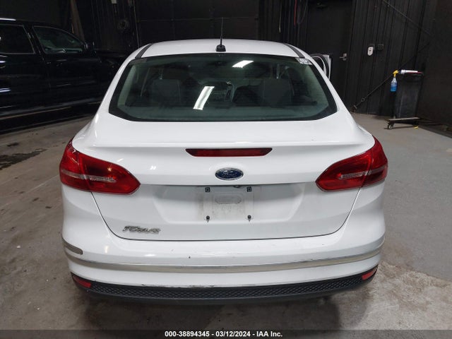 Ford FOCUS S 2017 1FADP3E2XHL335260 Image 16