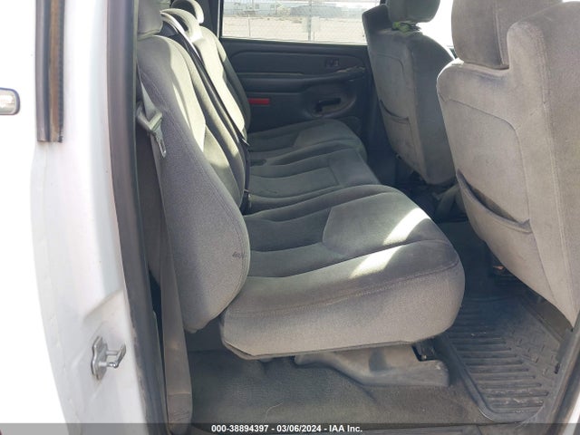 2005 GMC SIERRA 1500 SLE VIN: 2GTEC13T651380630
