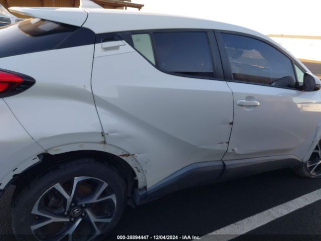 NMTKHMBX2JR026079 Toyota C-HR XLE