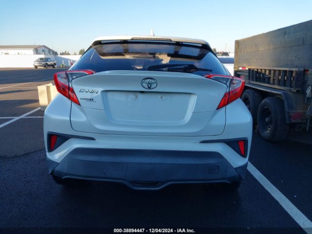 NMTKHMBX2JR026079 Toyota C-HR XLE