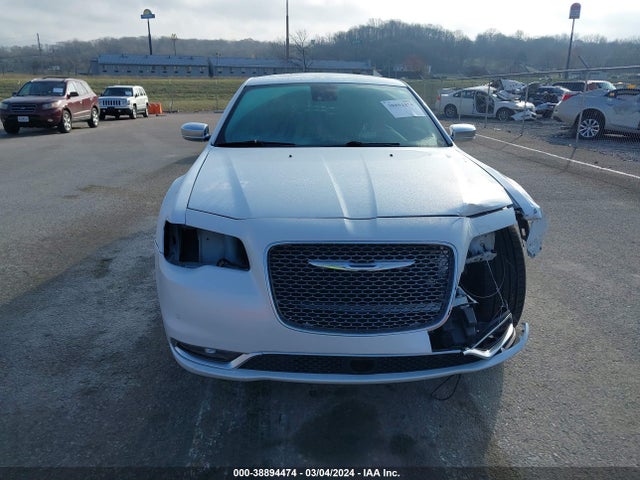 2C3CCAPT9FH755893 Chrysler 300c Platinum
