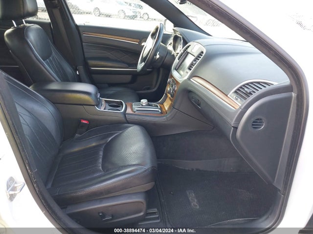 2C3CCAPT9FH755893 Chrysler 300c Platinum