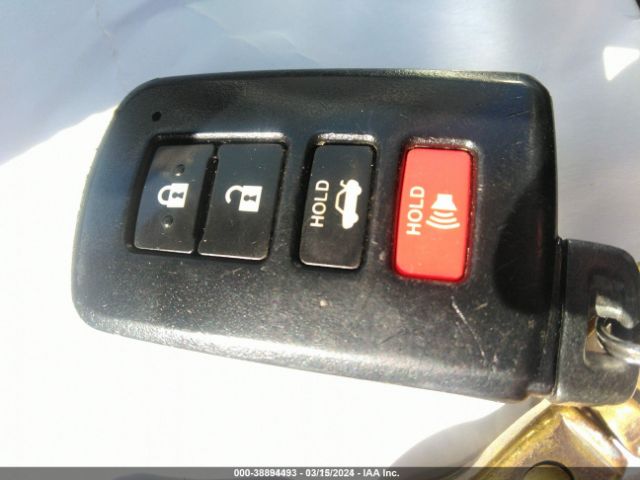 5YFBURHE0GP563941 Toyota Corolla S Premium