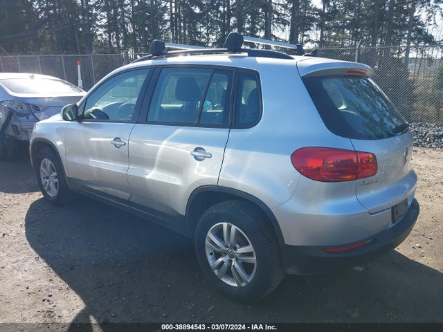 WVGBV7AX0HK001532 Volkswagen Tiguan 2.0t S
