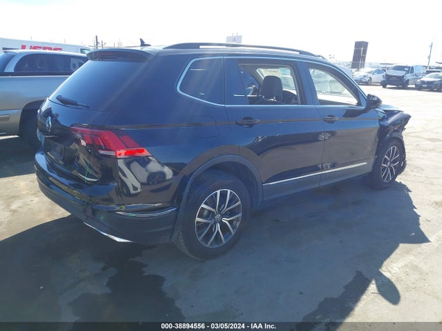 3VV3B7AX2LM086412 Volkswagen Tiguan 2.0t Se/2.0t Se R-line Black/2.0t Sel