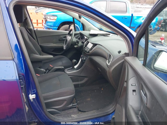 Chevrolet TRAX LS 2017 3GNCJKSB9HL220246 Image 5