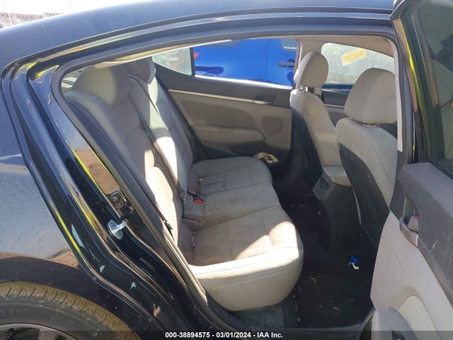 2017 HYUNDAI ELANTRA SE VIN: 5NPD84LF9HH042327