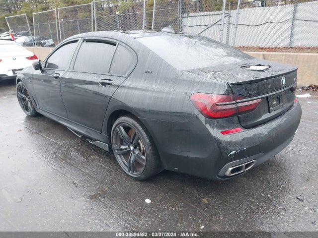 BMW M760i Xdrive 2018 WBA7H6C55JG614792 Image 3