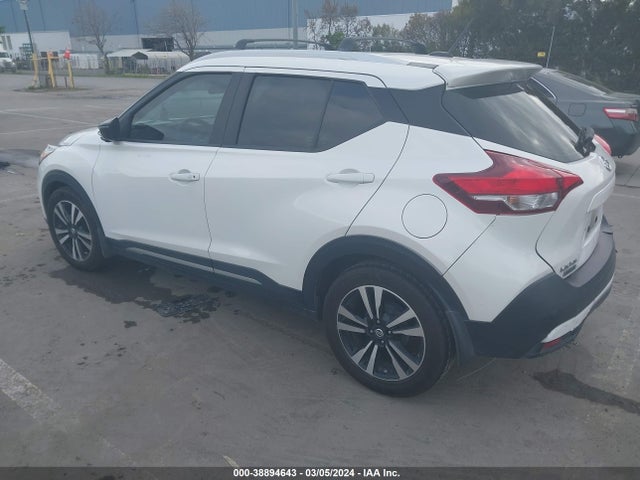 Nissan KICKS SR 2018 3N1CP5CU6JL514155 Image 3