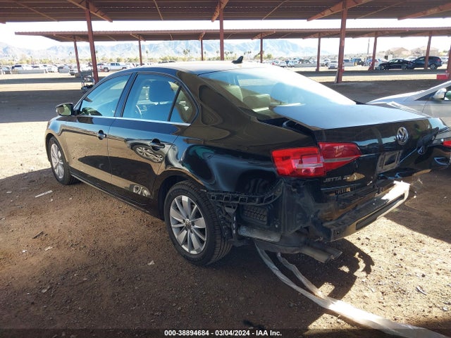 3VWLA7AJ0FM272688 Volkswagen Jetta 2.0l Tdi Se