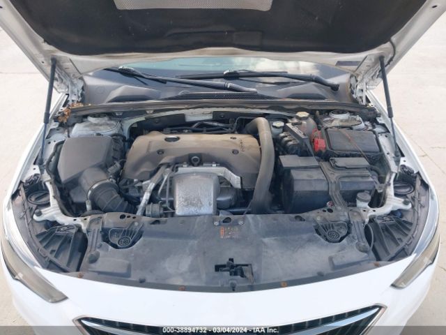 W04GP6SX1J1163091 Buick Regal Sportback Essence