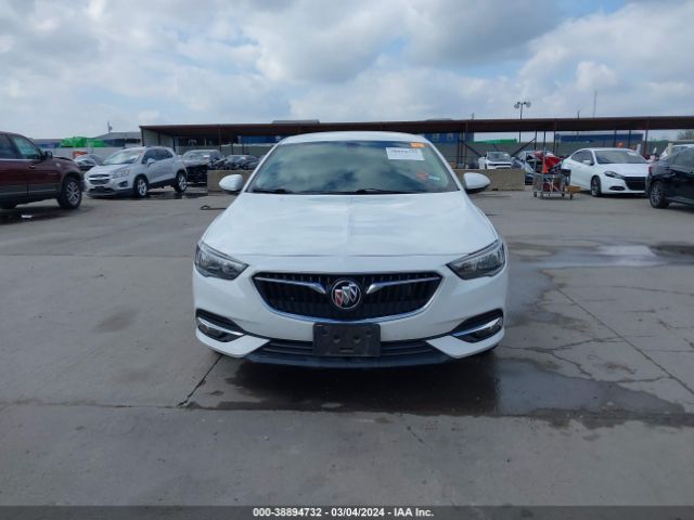 W04GP6SX1J1163091 Buick Regal Sportback Essence