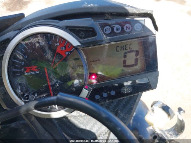 2019 SUZUKI GSX-R750 JS1GR7MA4K7101174 Photo 6