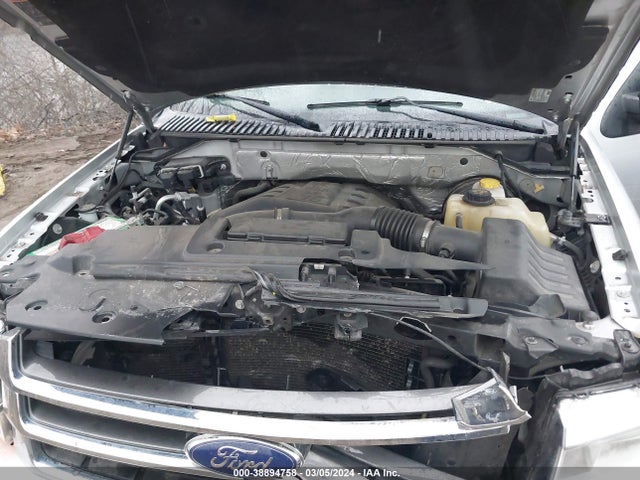Ford Expedition Xlt 2017 1FMJU1HT7HEA40910 Image 10
