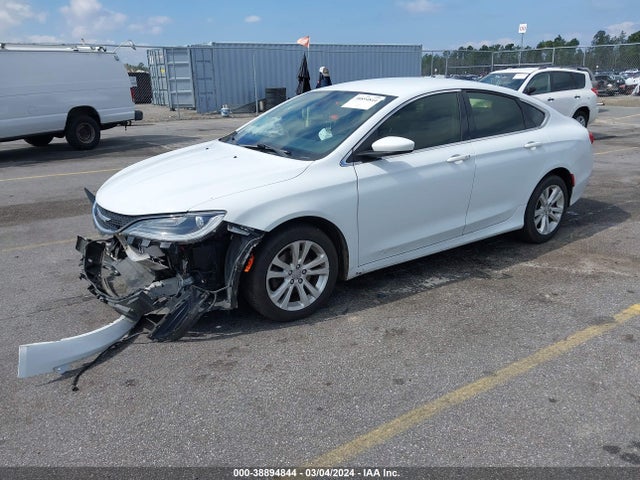 Chrysler 200 Limited 2016 1C3CCCAB0GN152738 Image 2