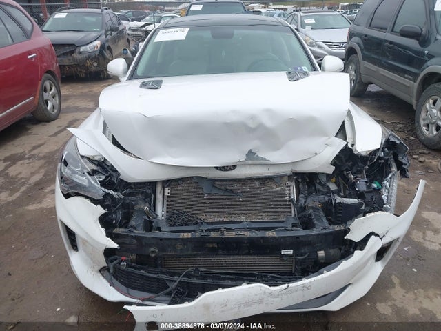 KIA Stinger Premium 2018 KNAE25LA5J6021844 Image 12