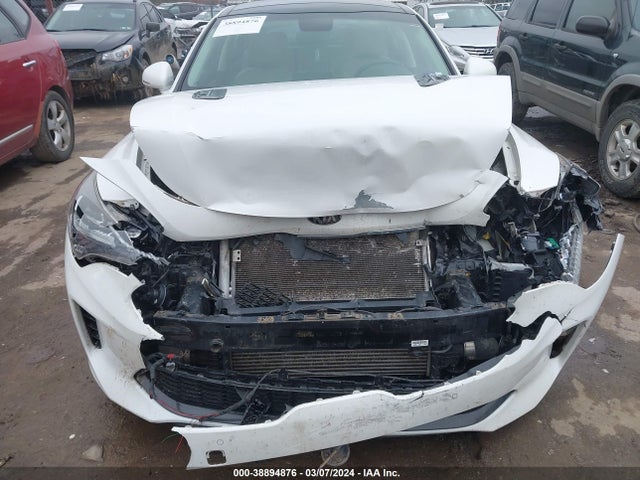 KIA Stinger Premium 2018 KNAE25LA5J6021844 Image 6