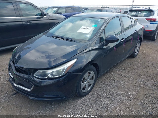 Chevrolet Cruze Ls Auto 2017 1G1BC5SM0H7140266 Image 2