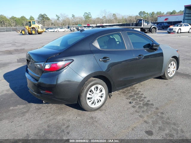 Toyota YARIS L 2019 3MYDLBYV7KY500929 Image 4