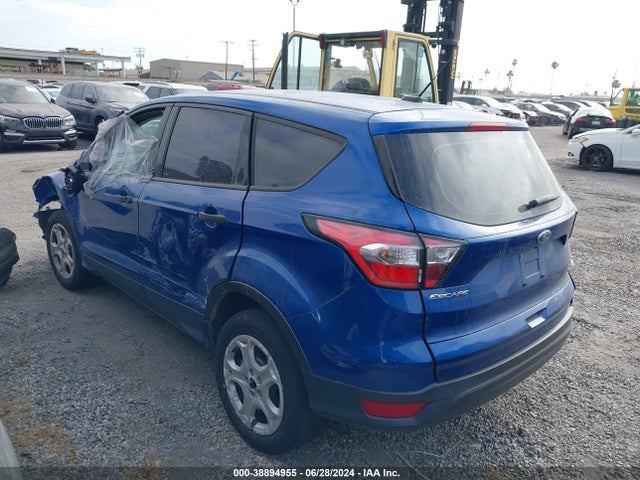 Ford ESCAPE S 2018 1FMCU0F77JUB55916 Image 3