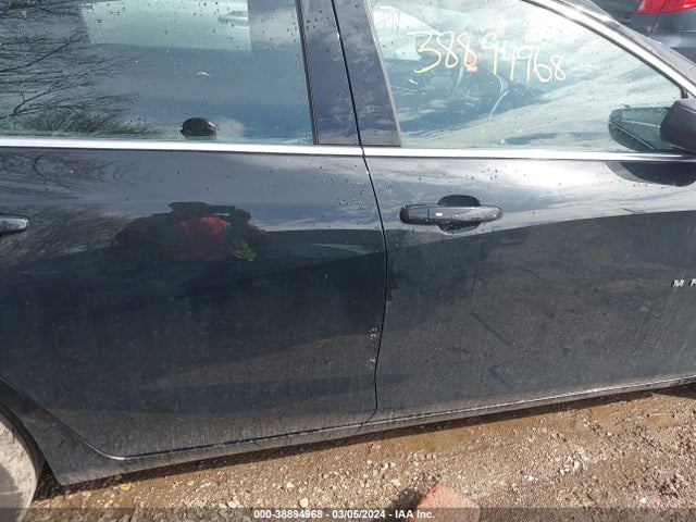 Chevrolet MALIBU RS 2019 1G1ZG5ST4KF193124 Image 13