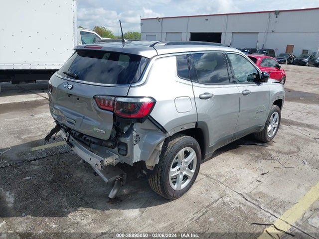 Jeep Compass Latitude 4x4 2023 3C4NJDBN2PT505926 Image 4