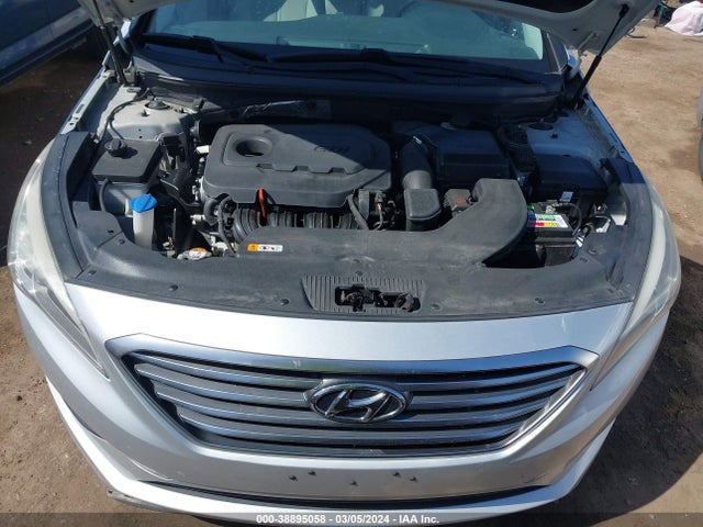 Hyundai SONATA SE 2015 5NPE24AF1FH250272 Image 10